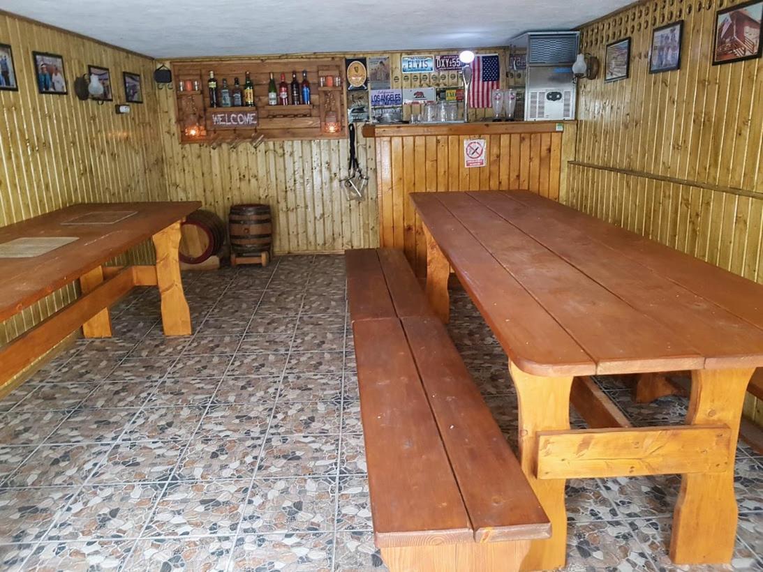 Pensiunea Agroturistica Piscul Soarelui Cîmpulung Exterior foto
